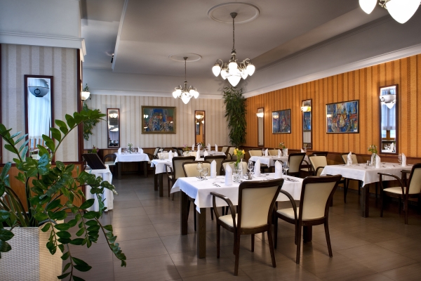 Hotel Tatra (Bratislava)